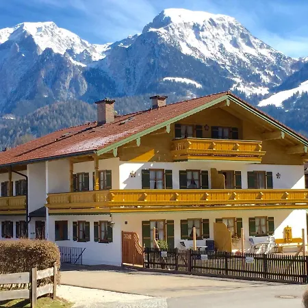 Apartment Gruenstein *